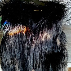 Black faux fur vest-M